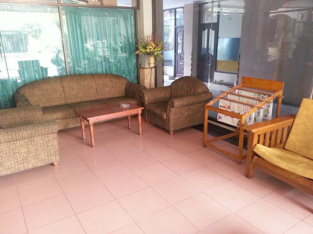 Hotel Fortuna Surabaya Ngoại thất bức ảnh